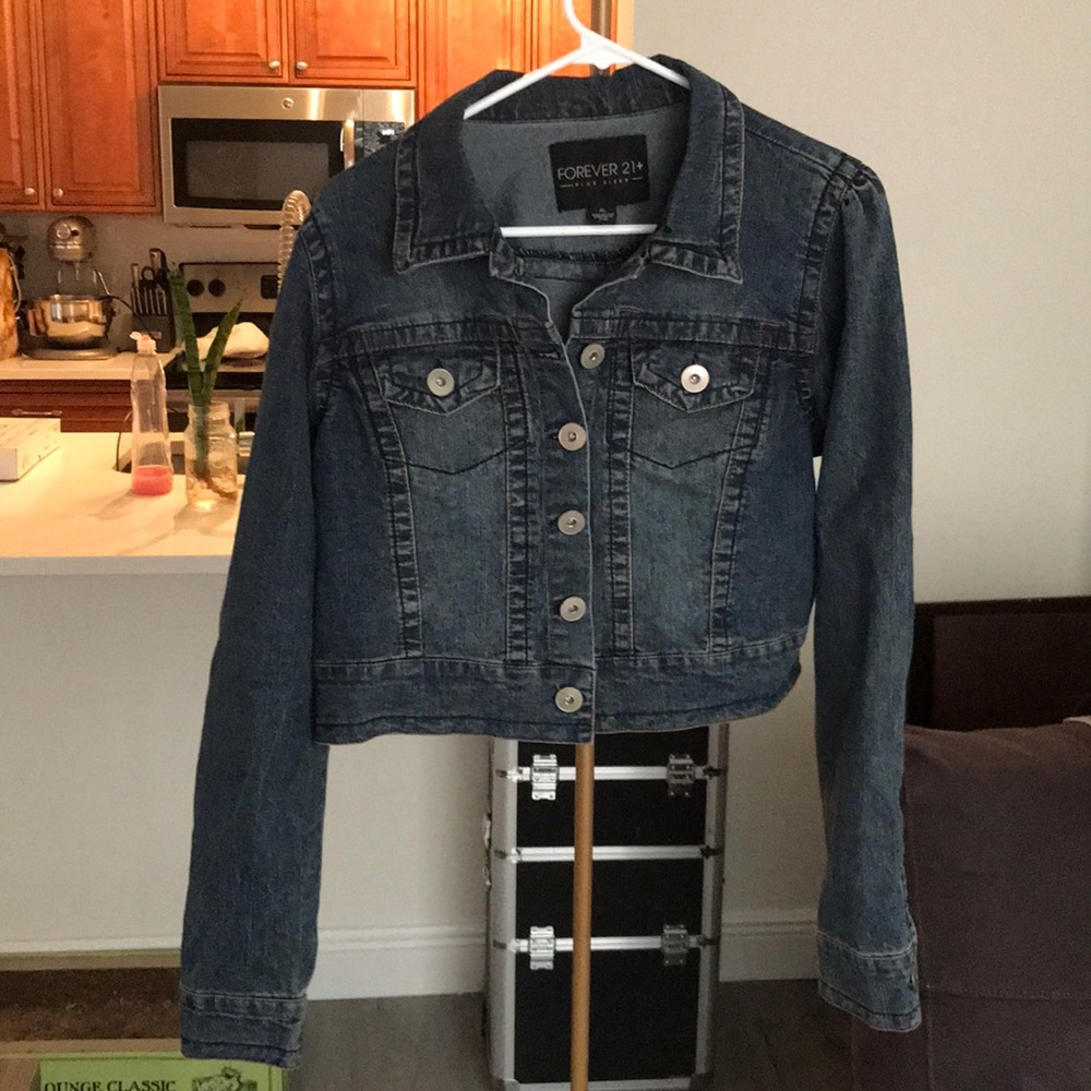 Cropped jean jacket